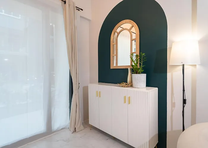 Private 4Br Model Home Center Patong